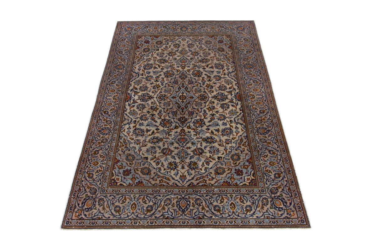 4269, Persian Kashan Area Rug