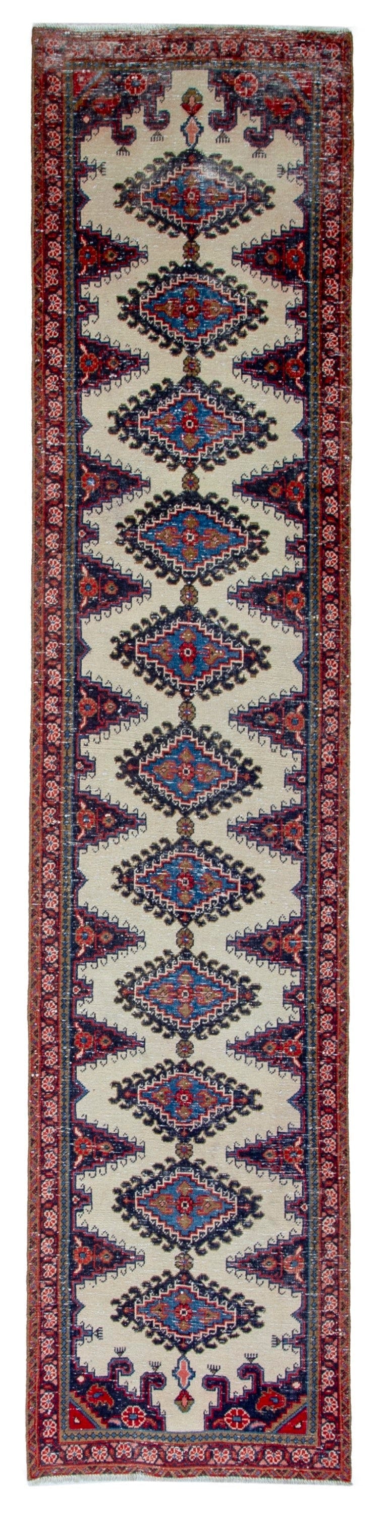 4304, Persian Vist Runner Rug