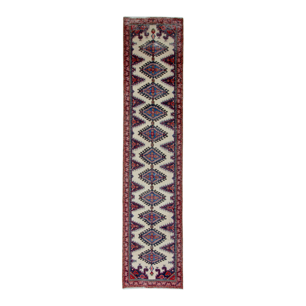 Persian Vist runner rug in ivory and faded red, 2'7" x 10'11"
