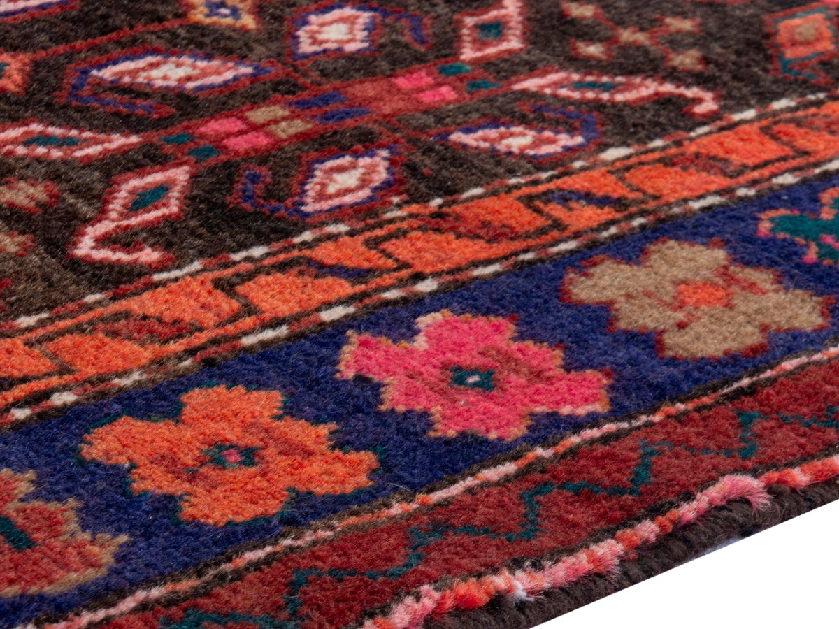 4332, Persian Hamadan Area Rug