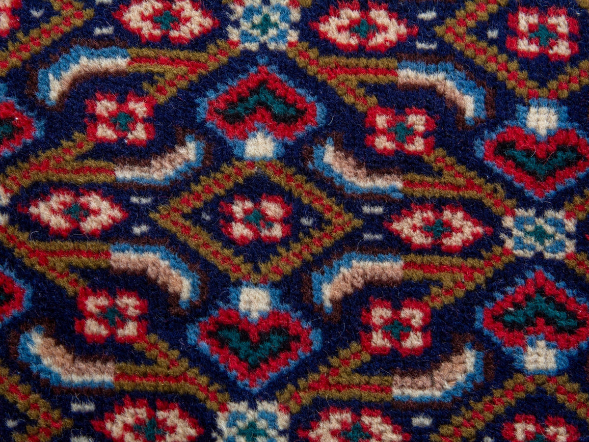 4400, Persian Ardabil Oversized Rug