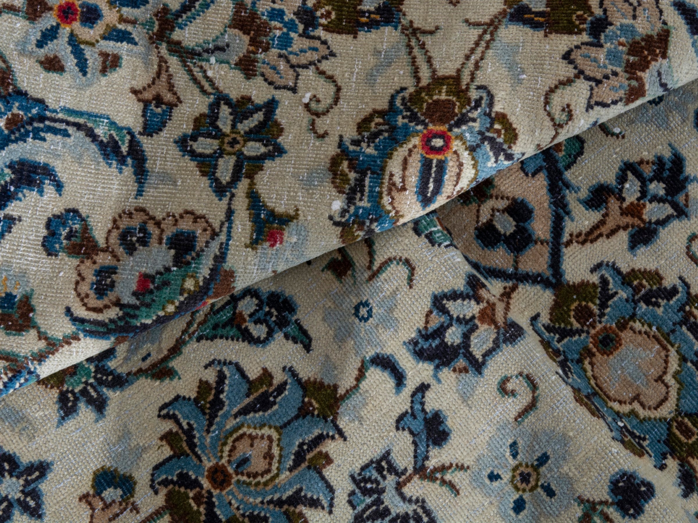Persian Kashan oversized rug in ivory and tan, view 21 of 24