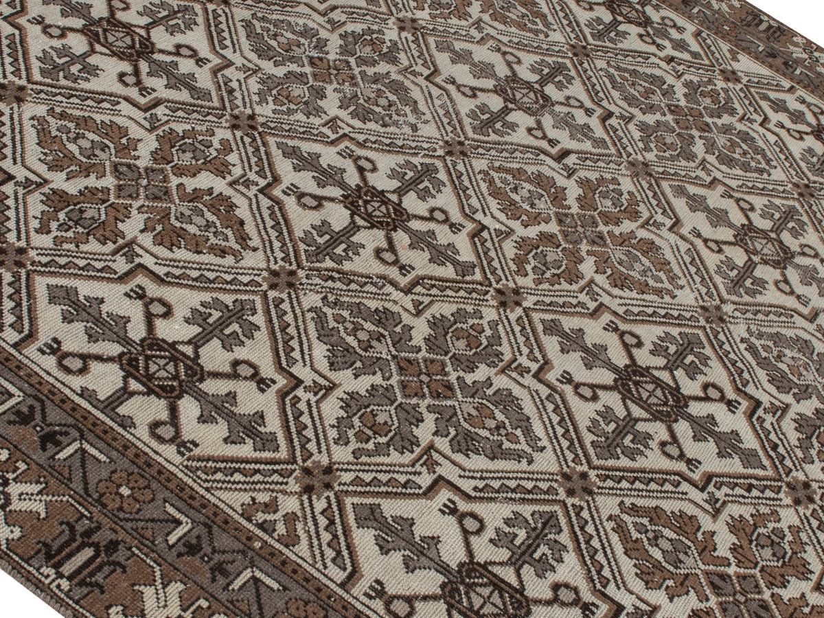 4460, Persian Ferdos Oversized Rug