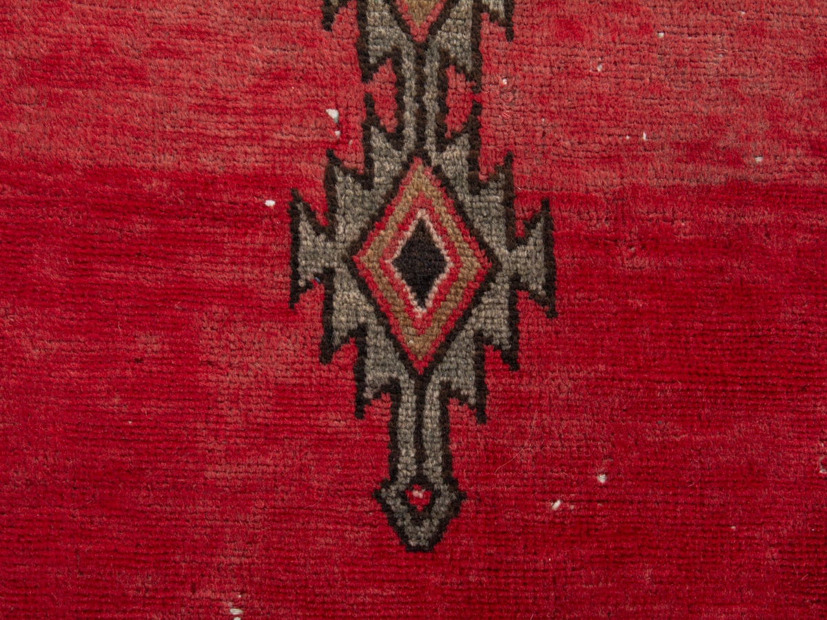 4495, Persian Saveh Area Rug