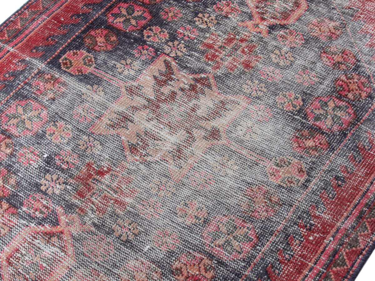 4509, Persian Saveh Runner Rug