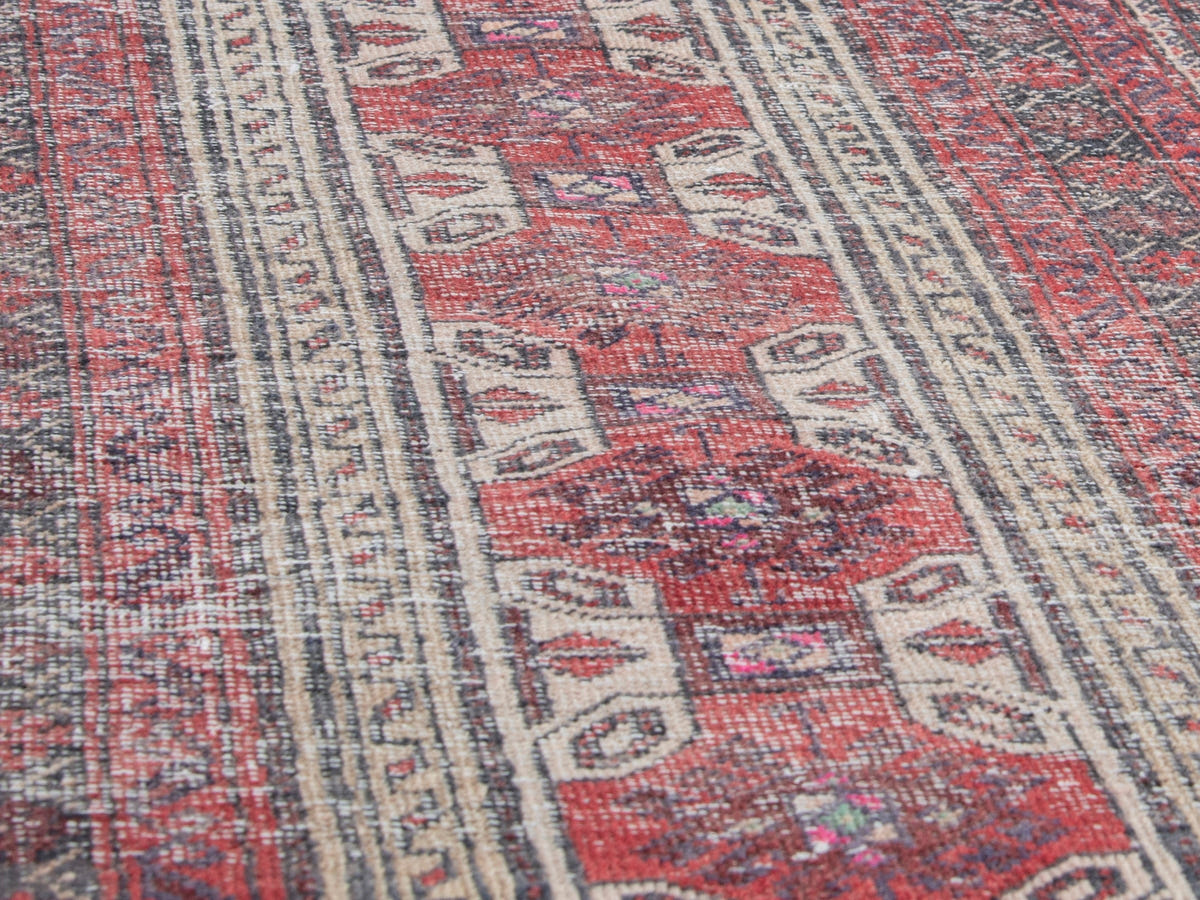 4522, Persian Baluch Runner Rug