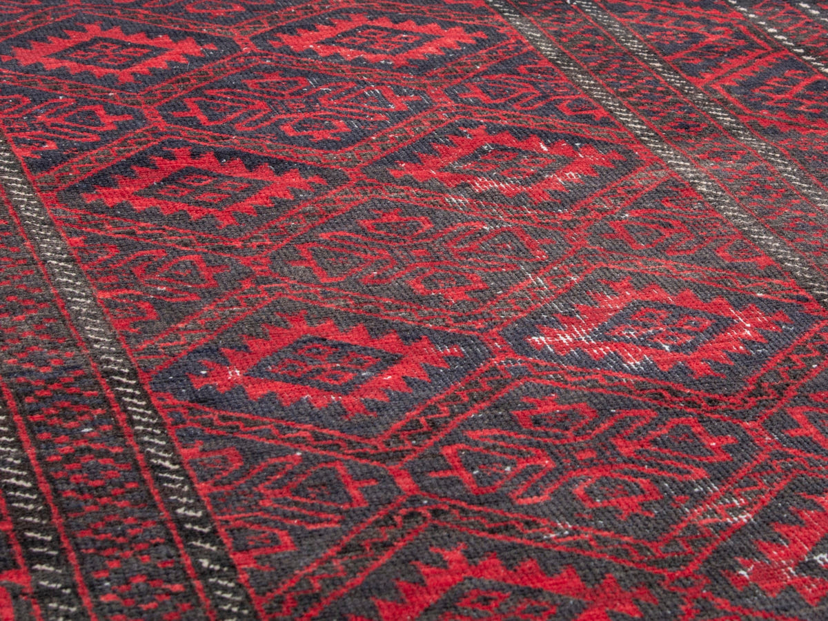 4532, Persian Baluch Area Rug