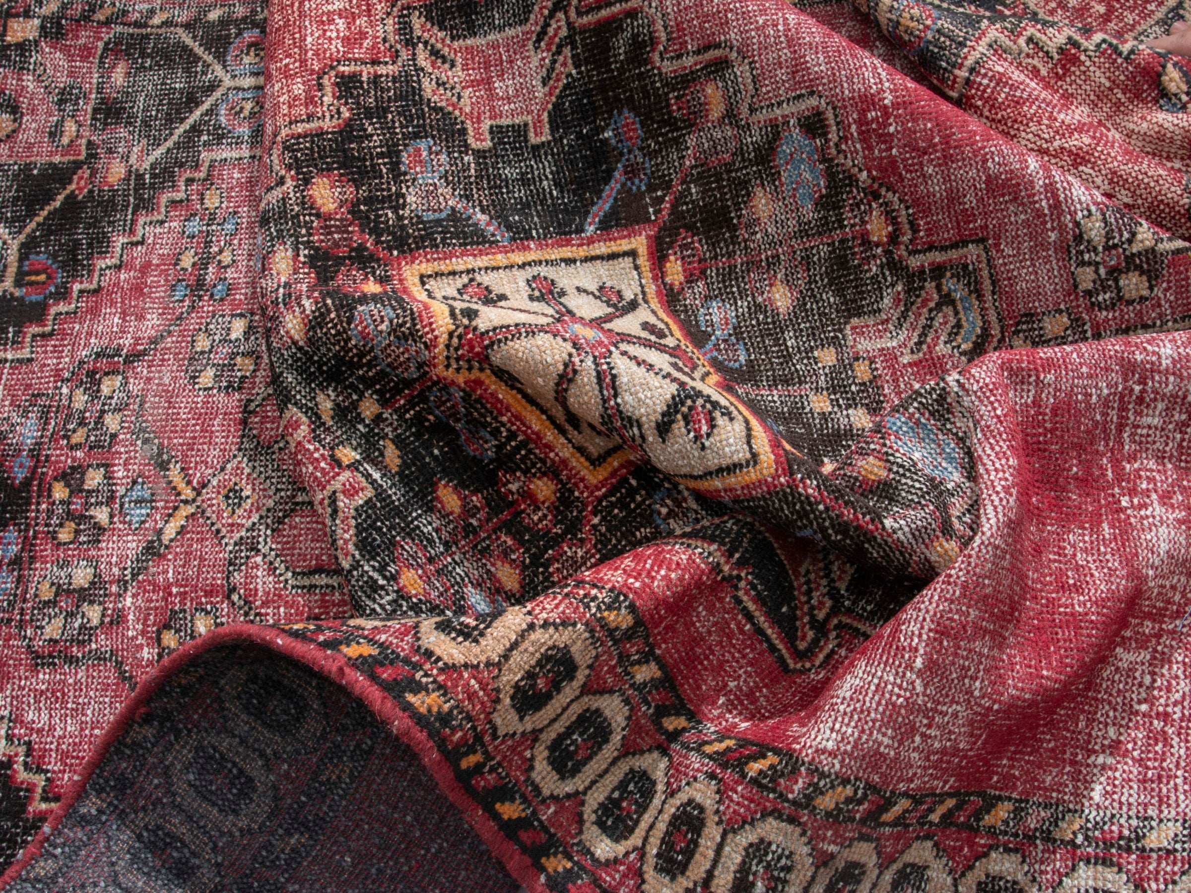 Persian Ferdos accent rug in dusty rose and black cherry, view 16 of 18