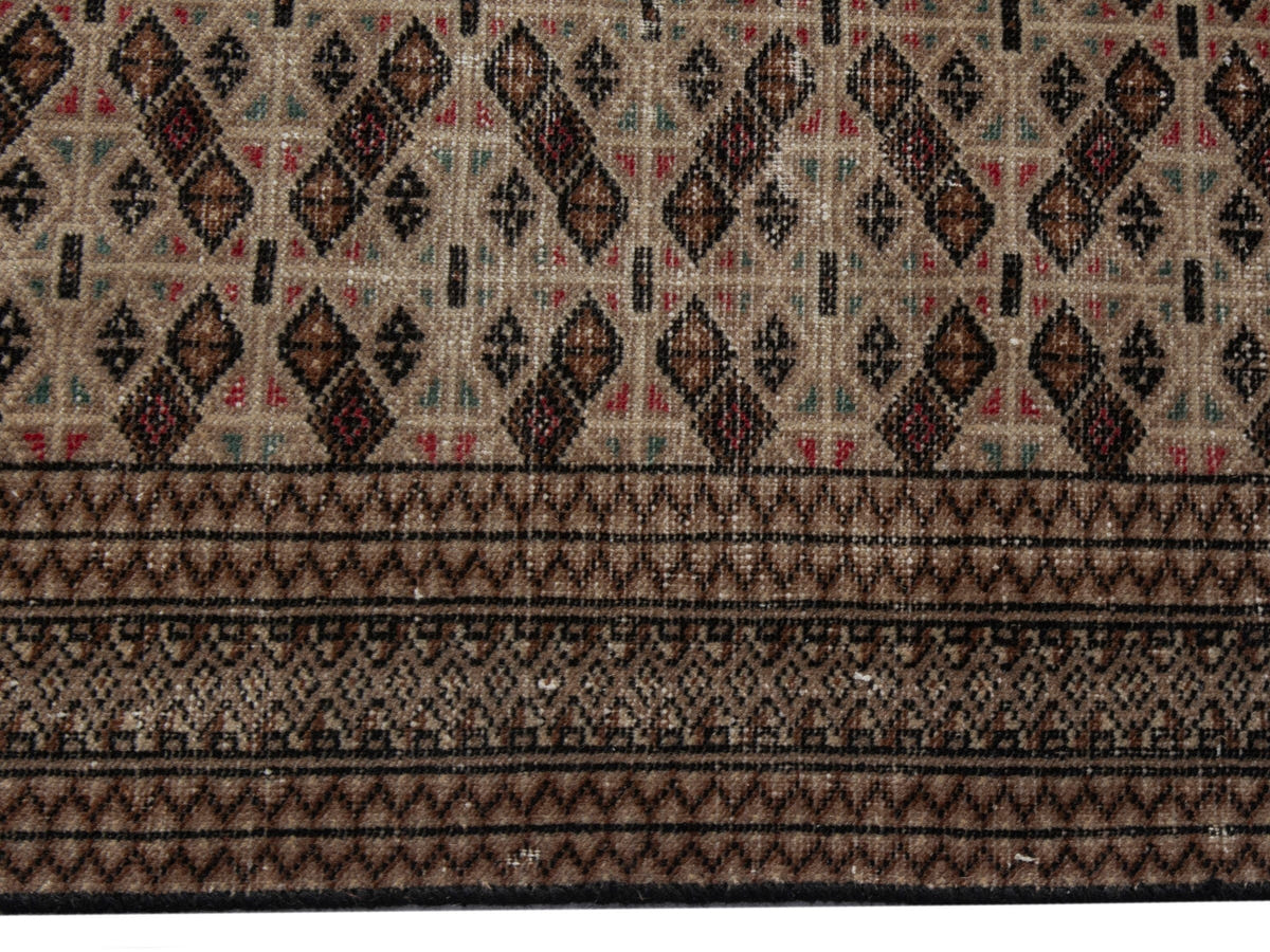 4568, Persian Torkaman Area Rug