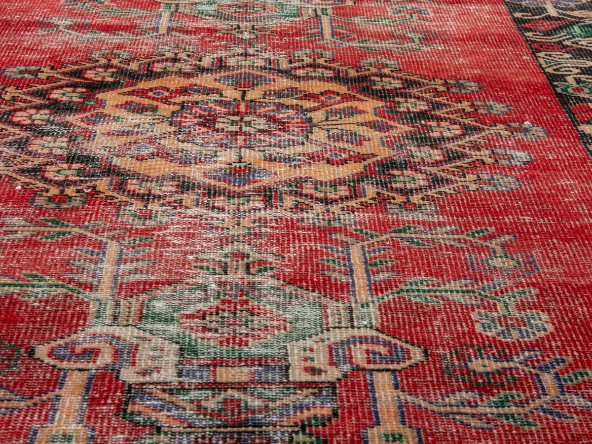 4631, Persian Ferdos Area Rug