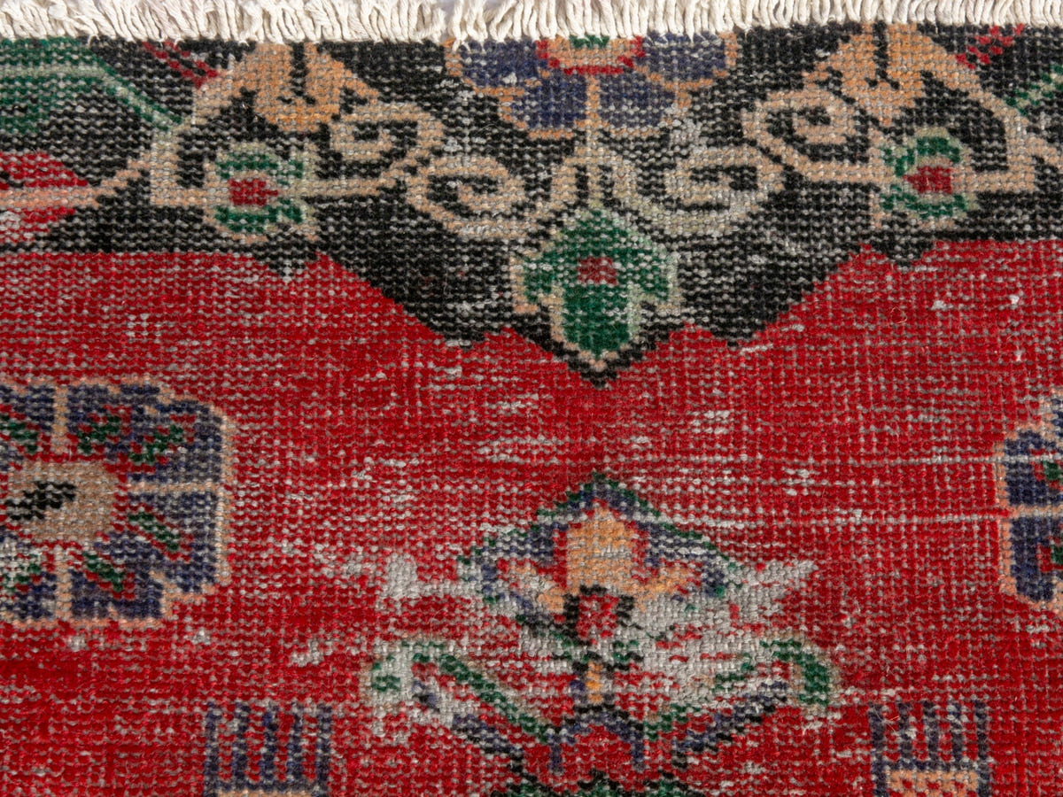4631, Persian Ferdos Area Rug