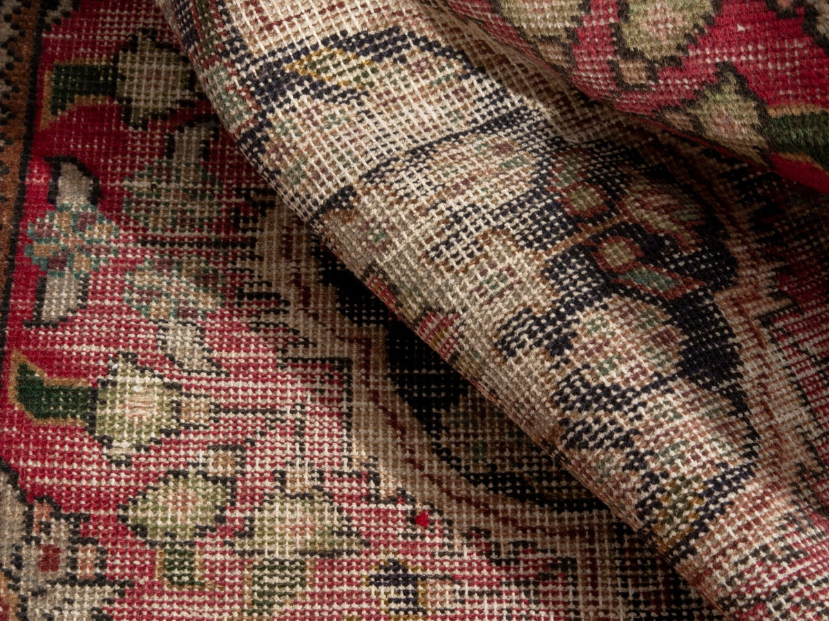 4650, Persian Tabriz Area Rug