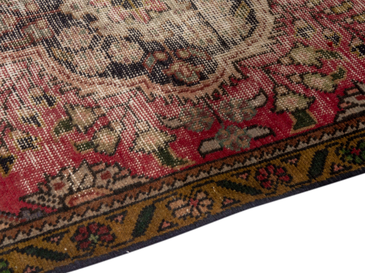 4650, Persian Tabriz Area Rug