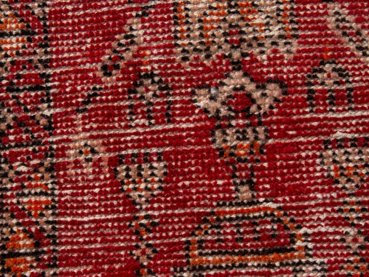 4664, Persian Ferdos Area Rug
