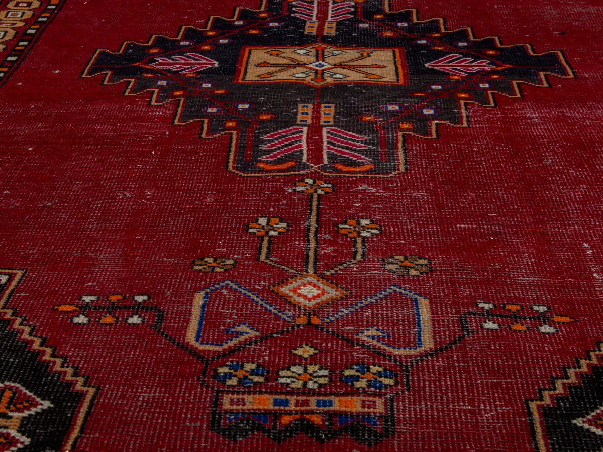 4668, Persian Ferdos Area Rug