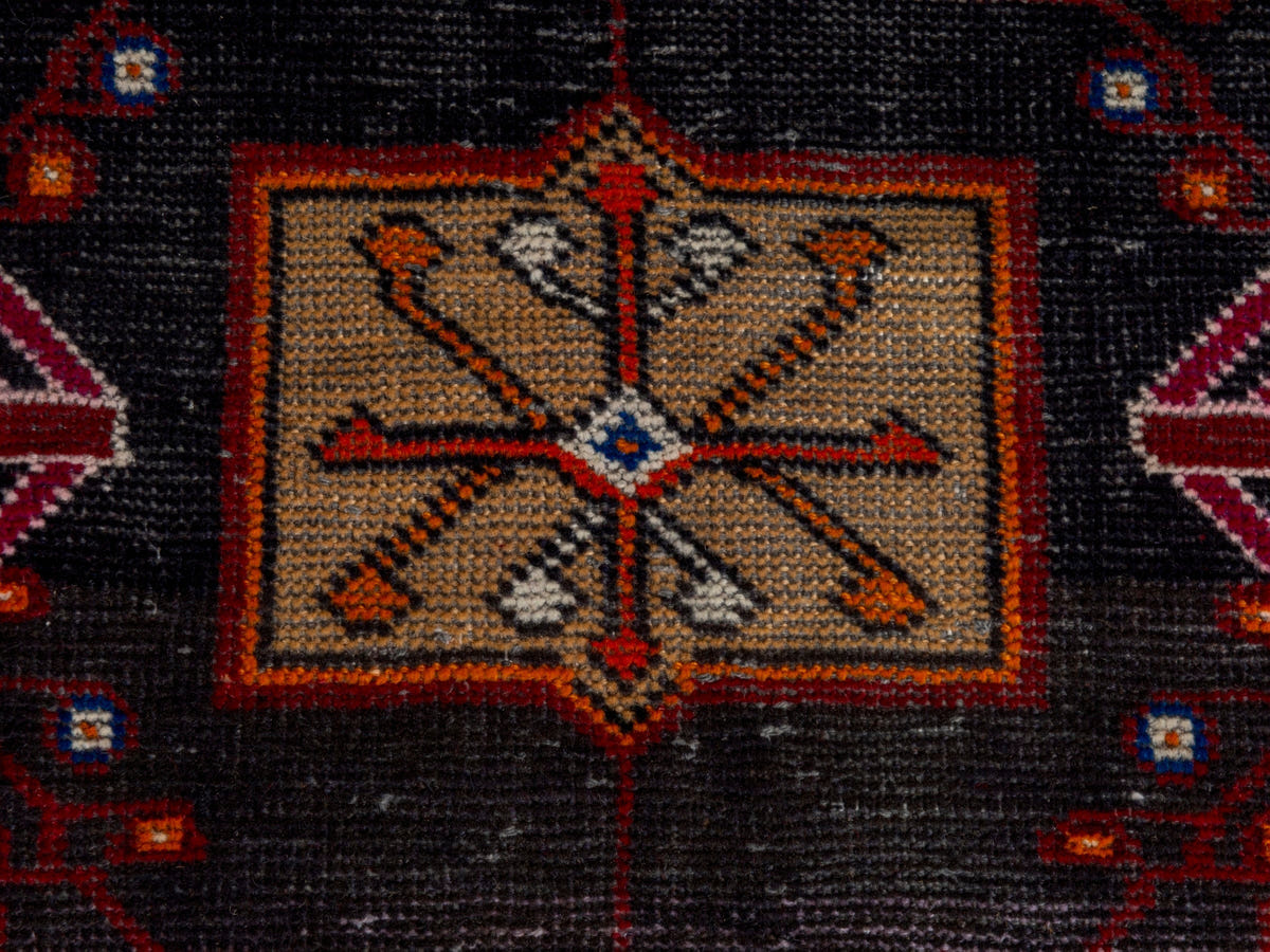4668, Persian Ferdos Area Rug