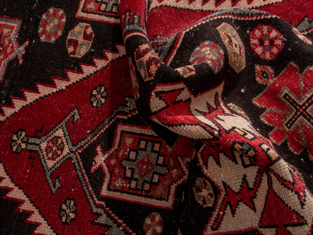 4675, Persian Saveh Area Rug