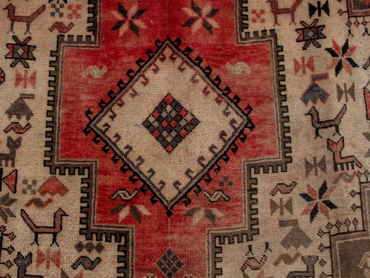 Persian Sirjan accent rug in cream and faded red, view 13 of 20