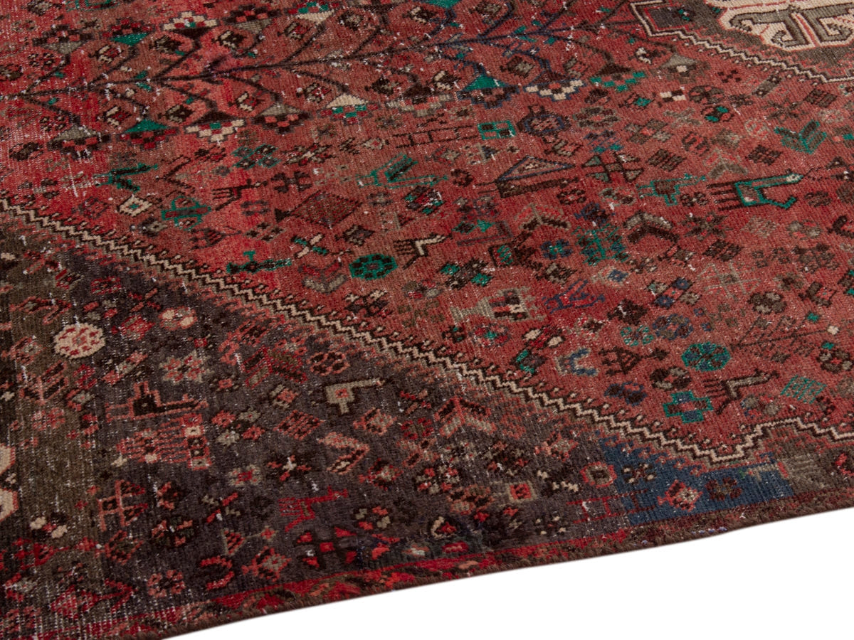 4700, Persian Shiraz Area Rug