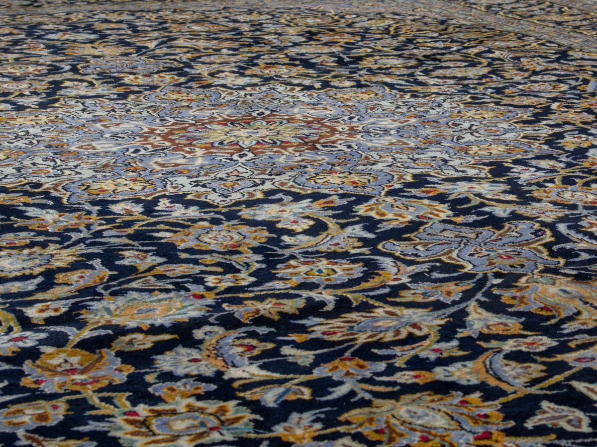4702, Persian Kashan Oversized Rug