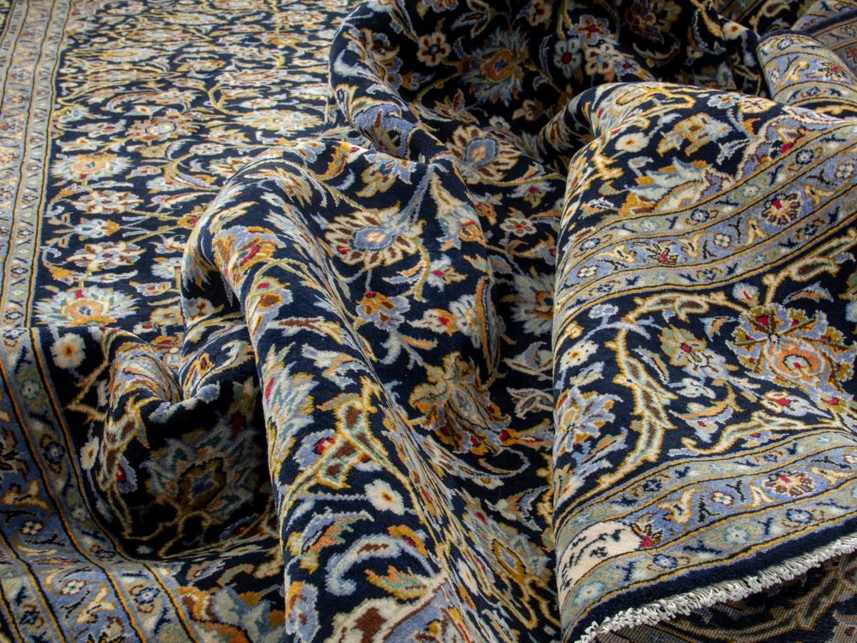 4702, Persian Kashan Oversized Rug