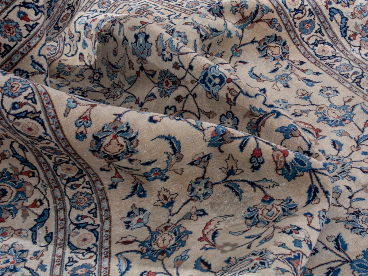 4720, Persian Kashan Oversized Rug