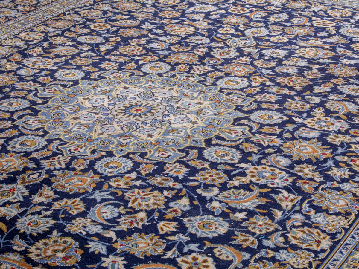 4726, Persian Kashan Oversized Rug