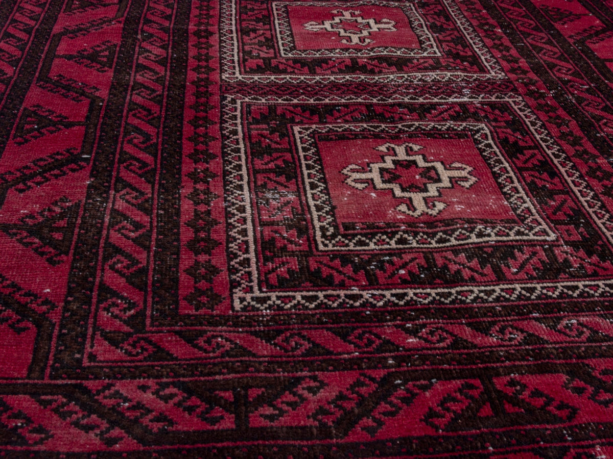 4733, Persian Baluch Area Rug
