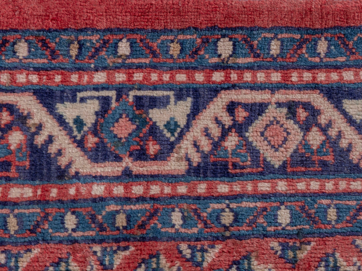4736, Persian Arak Area Rug