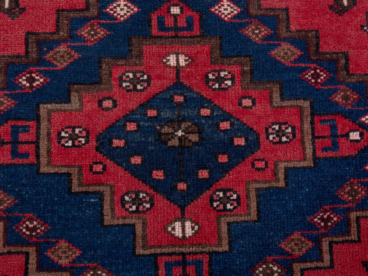 4742, Persian Saveh Area Rug