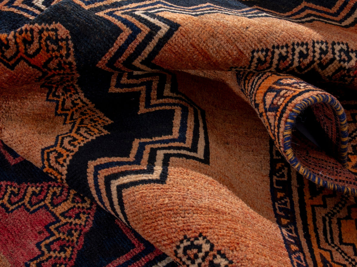 4765, Persian Shiraz Area Rug