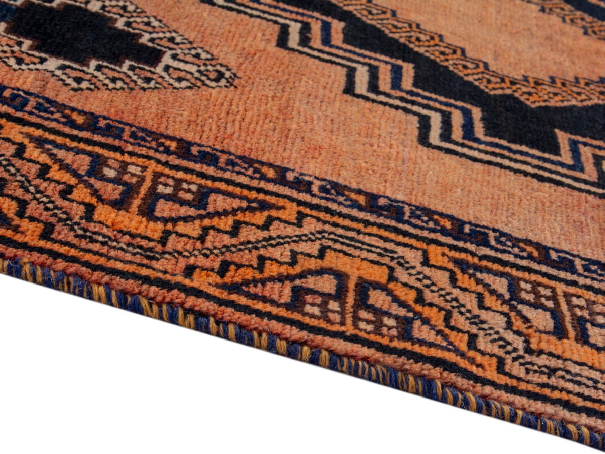 4765, Persian Shiraz Area Rug