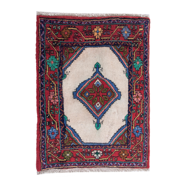 4822 - Persian Hamadan Accent Rug 2' x 2'6"
