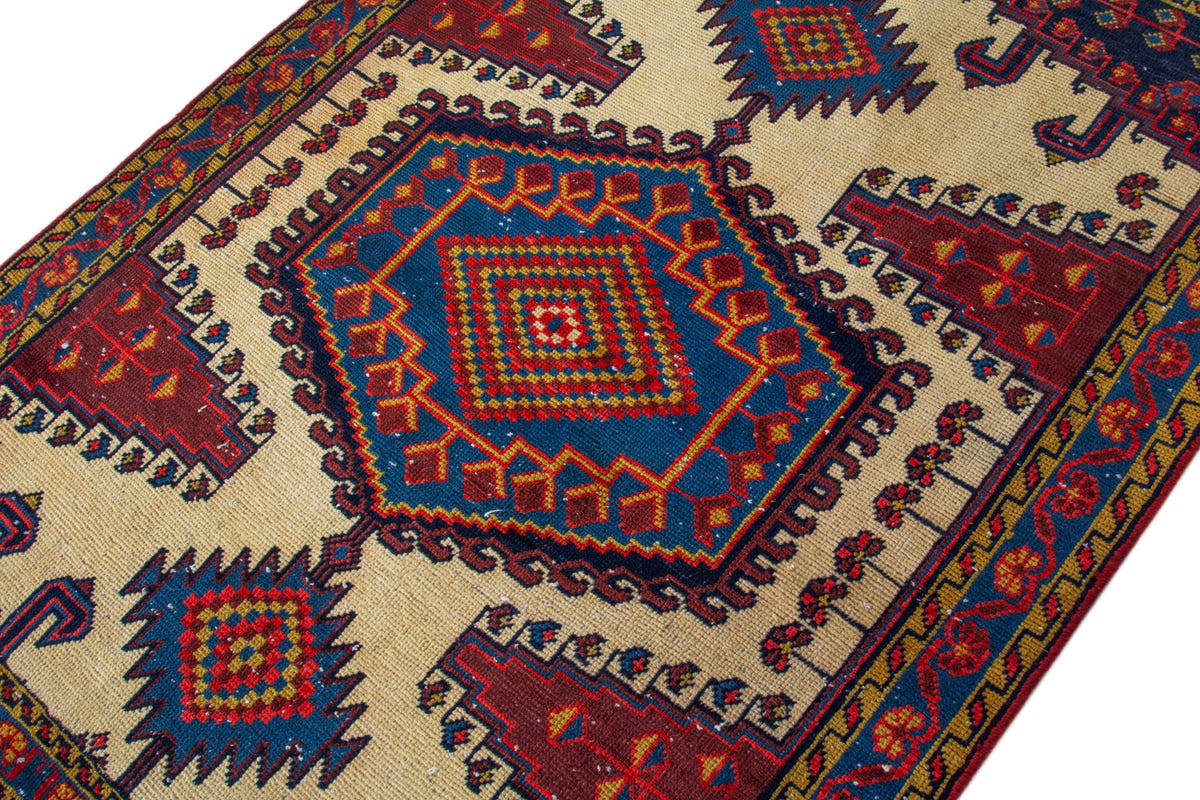 5004, Persian Vist Area Rug