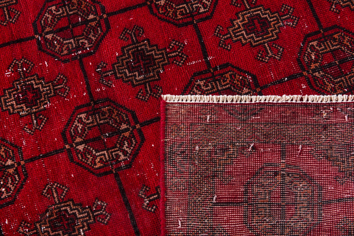 5005, Persian Baluch Area Rug