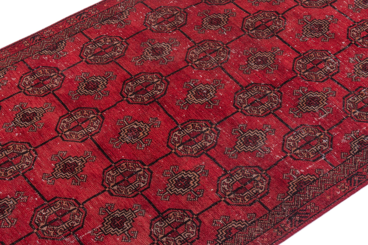 5005, Persian Baluch Area Rug