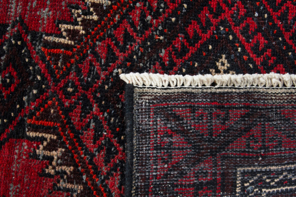 5011, Persian Baluch Area Rug