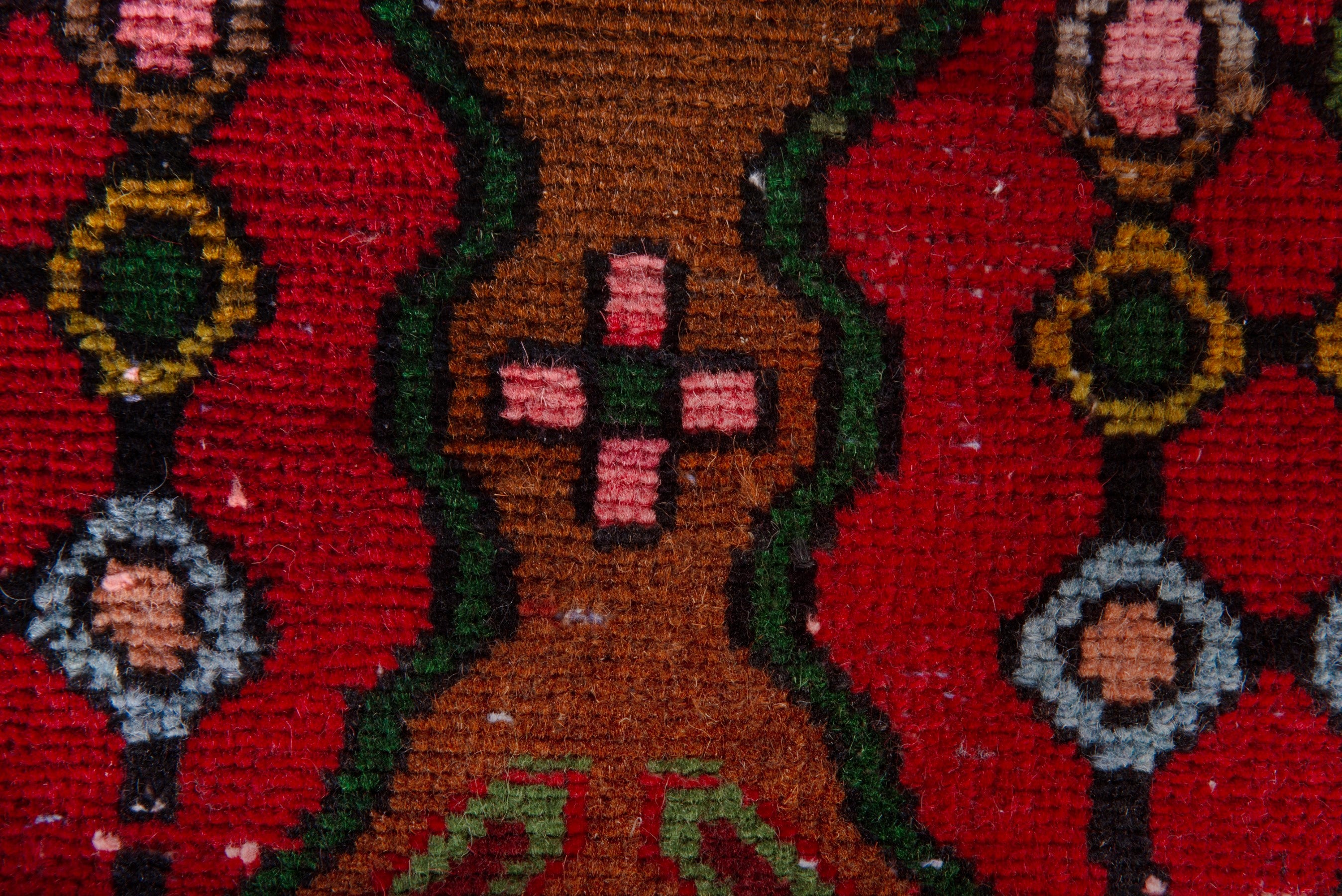 Persian Mahal accent rug in deep red and terracotta, view 13 of 18