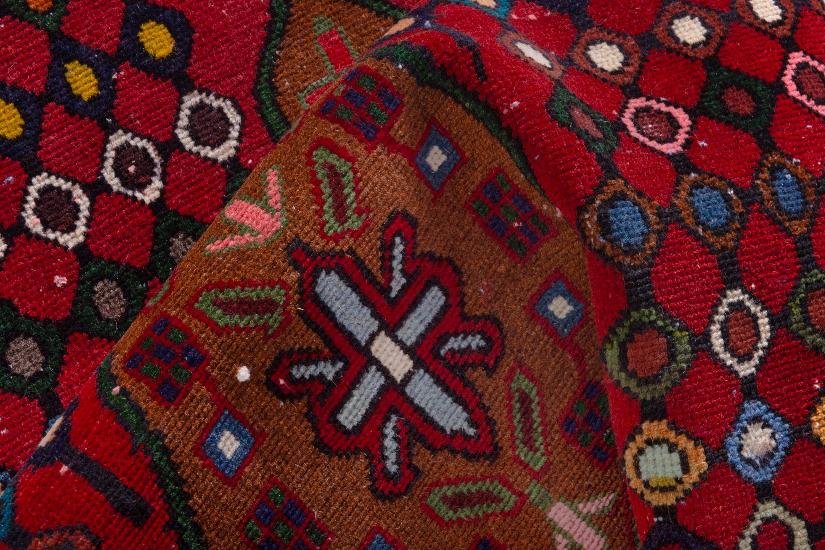 Persian Mahal accent rug in deep red and terracotta, view 15 of 18