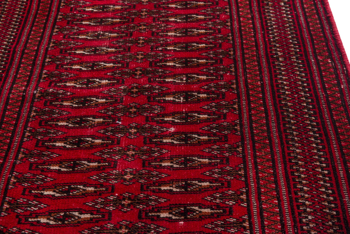 5014, Persian Torkaman Area Rug