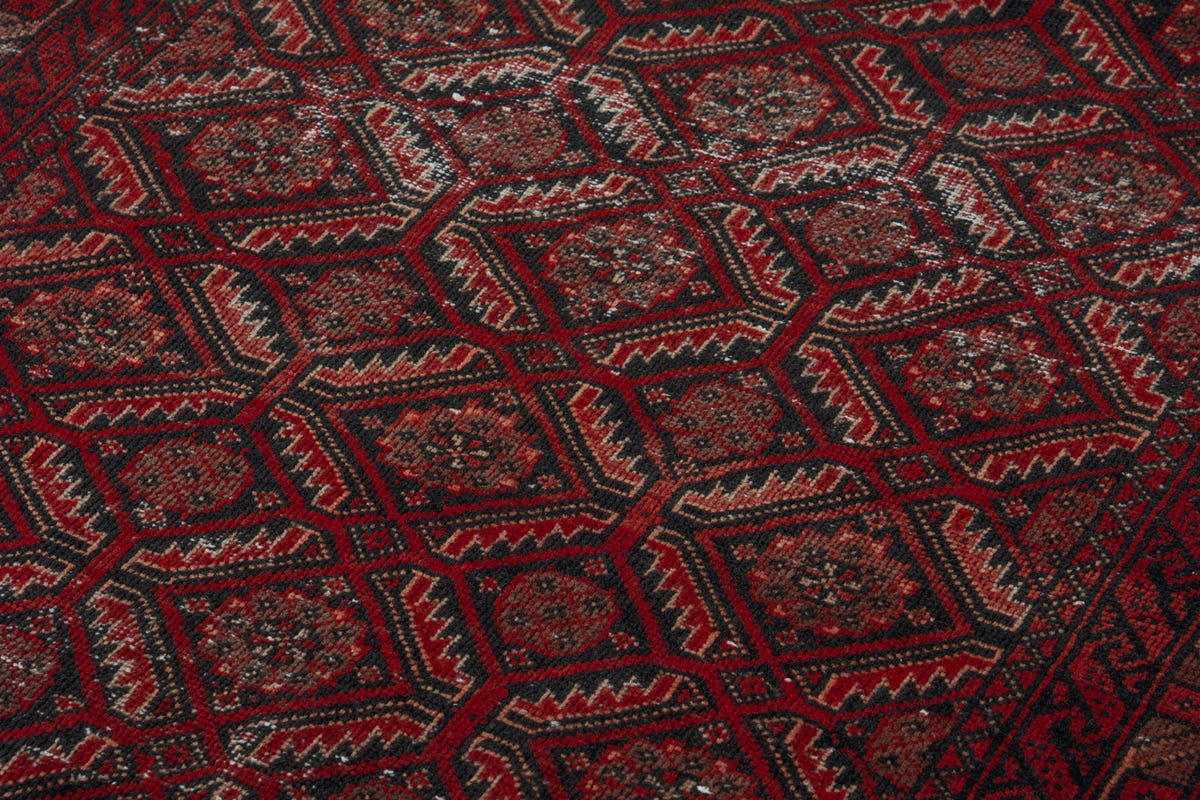 5017, Persian Baluch Area Rug