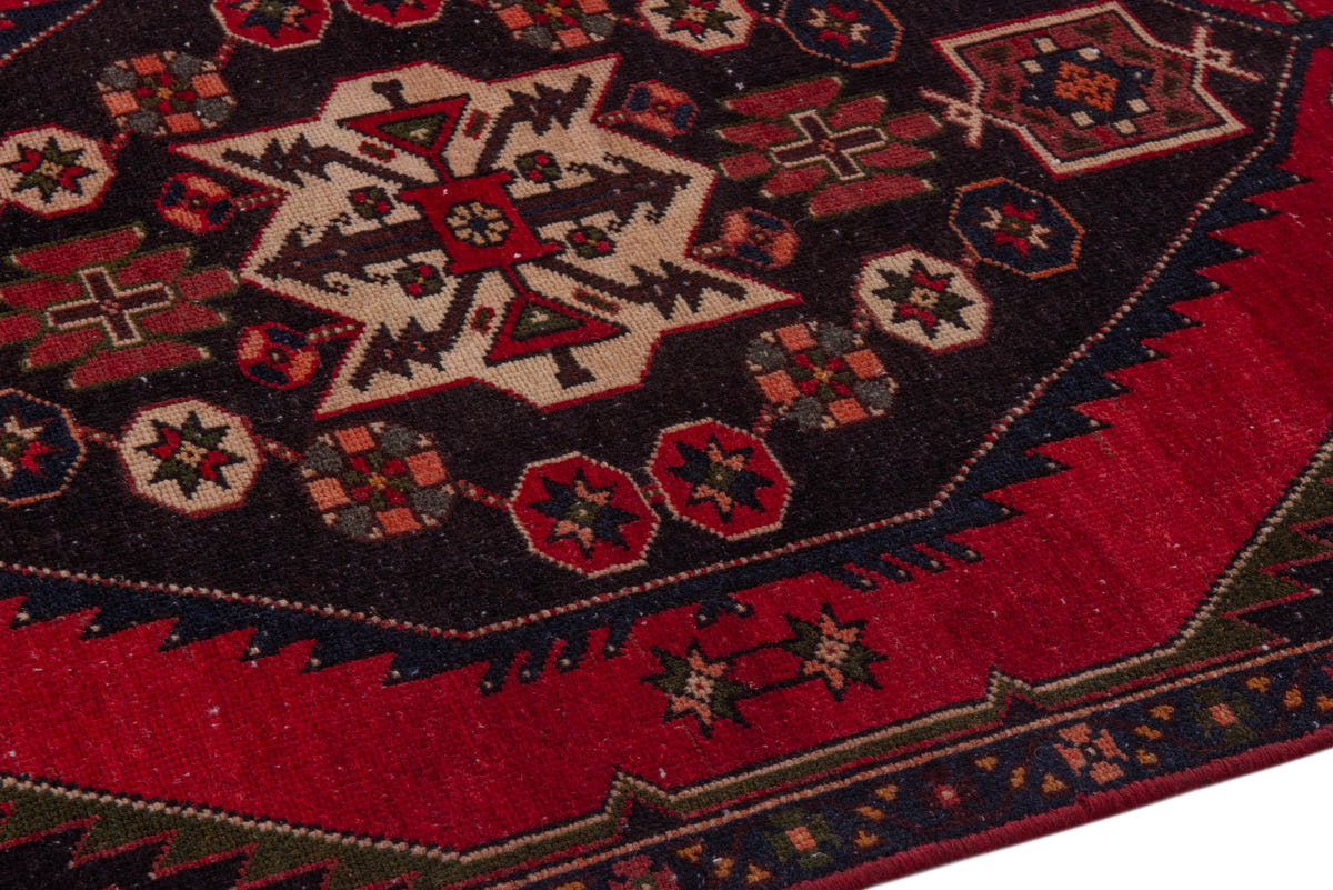 5019, Persian Saveh Area Rug