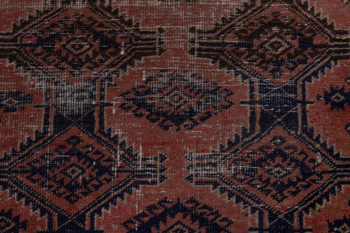5024, Persian Baluch Area Rug