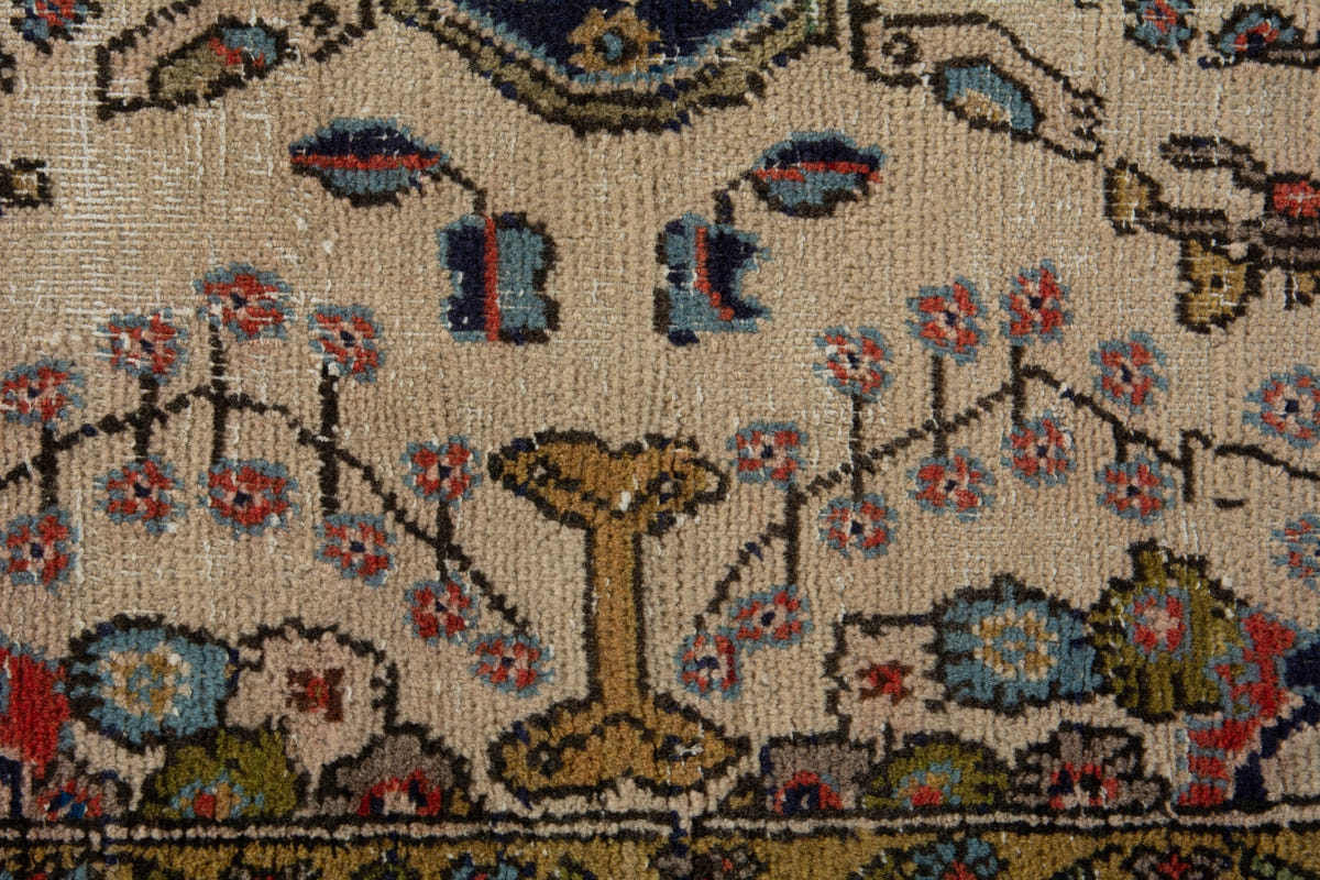 5030, Persian Qom Area Rug