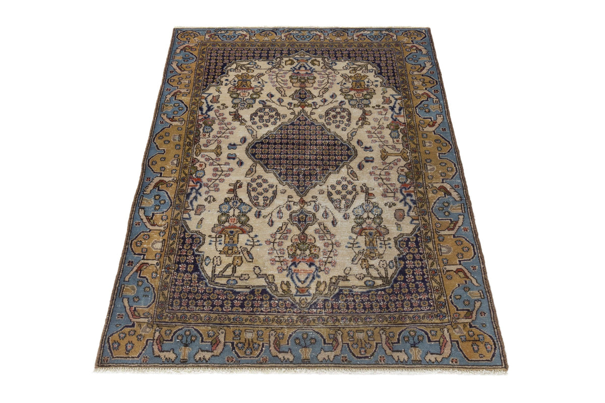 5030, Persian Qom Area Rug