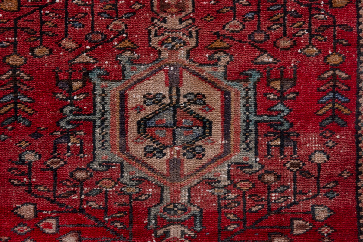 5032, Persian Gharajeh Runner Rug