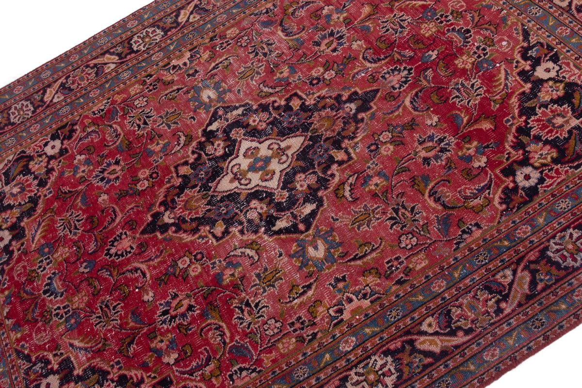 5033, Persian Kashan Area Rug
