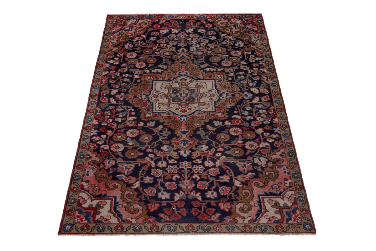 5043, Persian Hamadan Area Rug