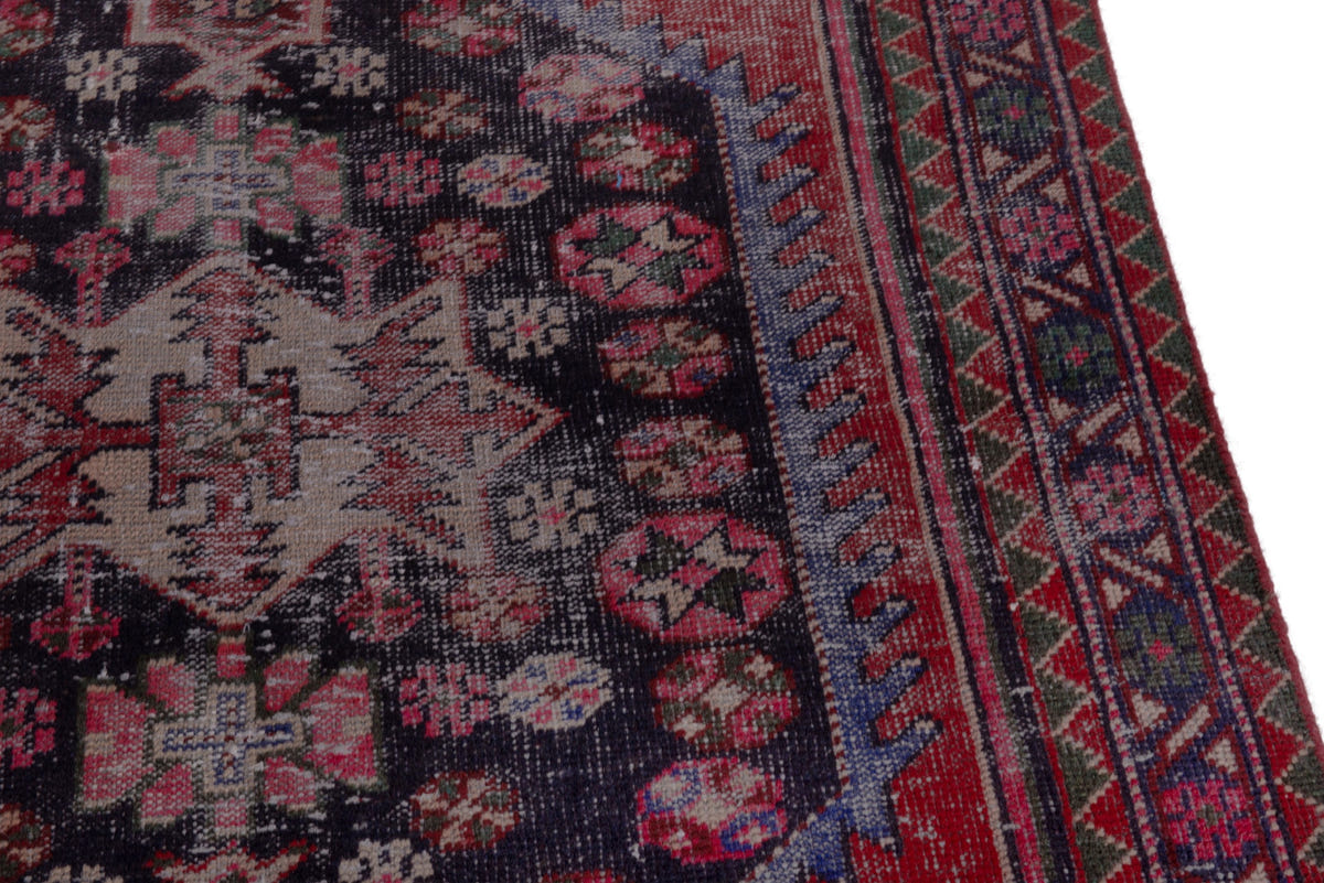 5049, Persian Ferdos Area Rug
