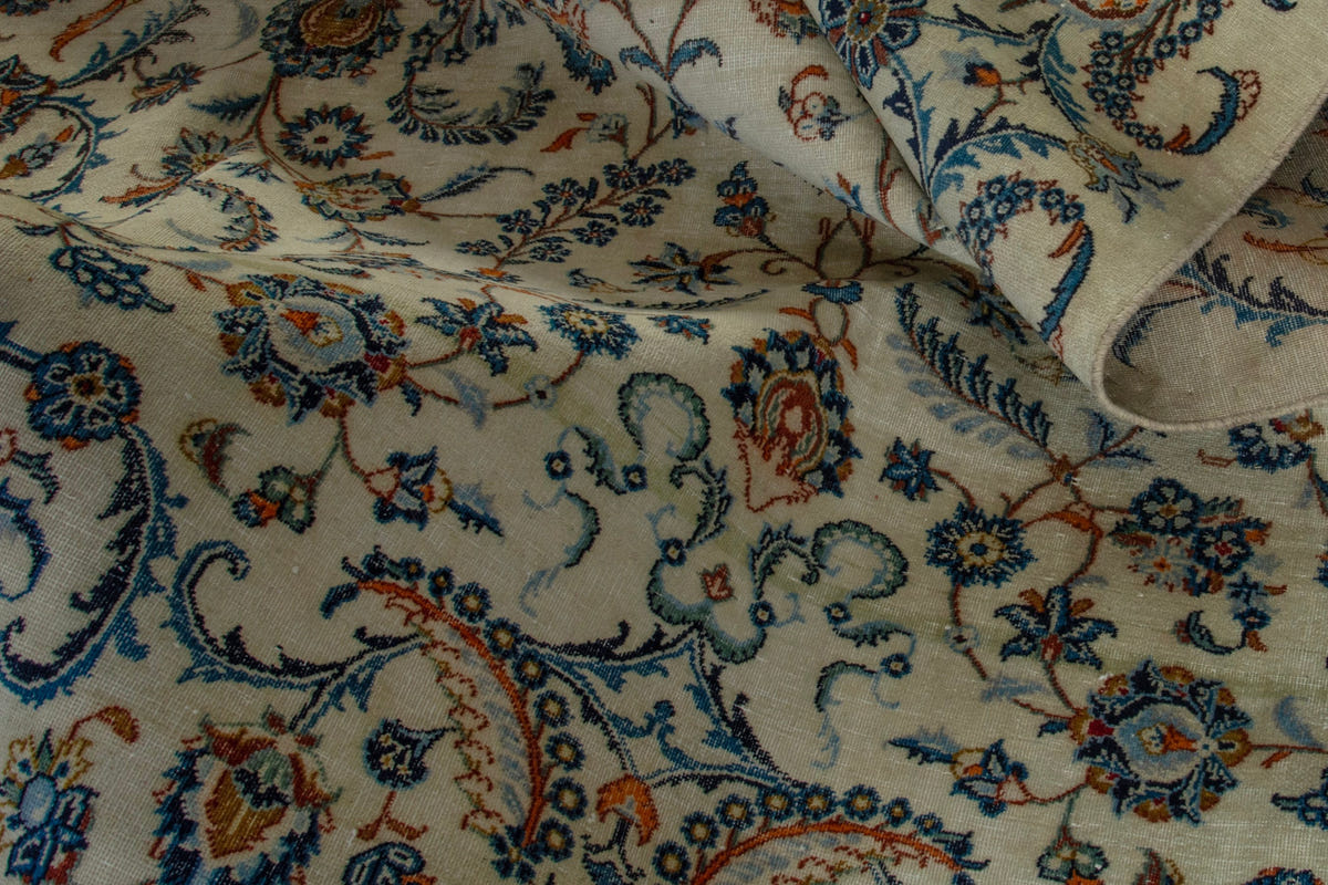 5061, Persian Kashan Oversized Rug